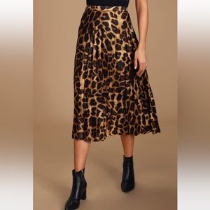 Pleated Silk Leopard Midi Skirt - Lulu’s - M